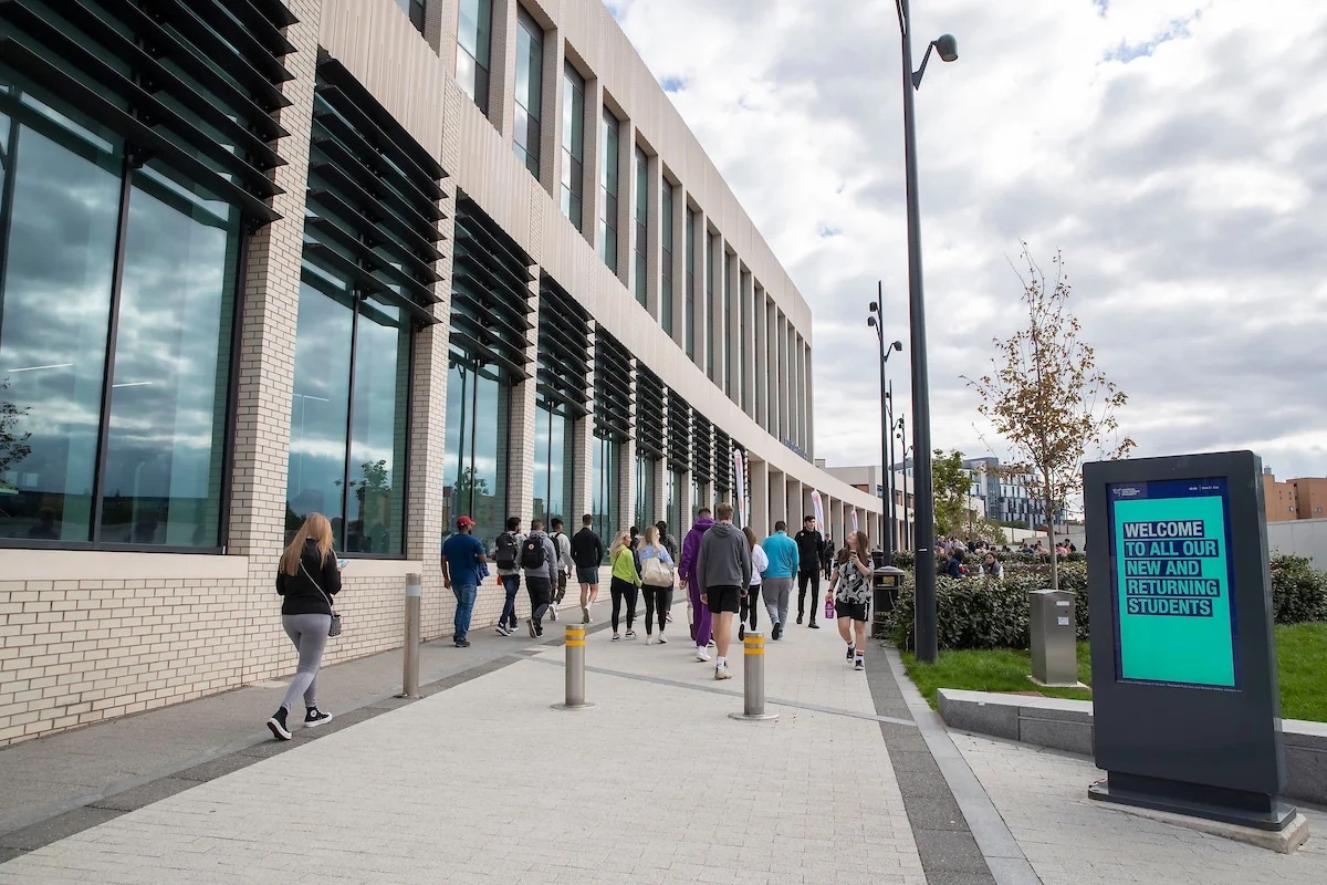 Liverpool John Moores University (LJMU)