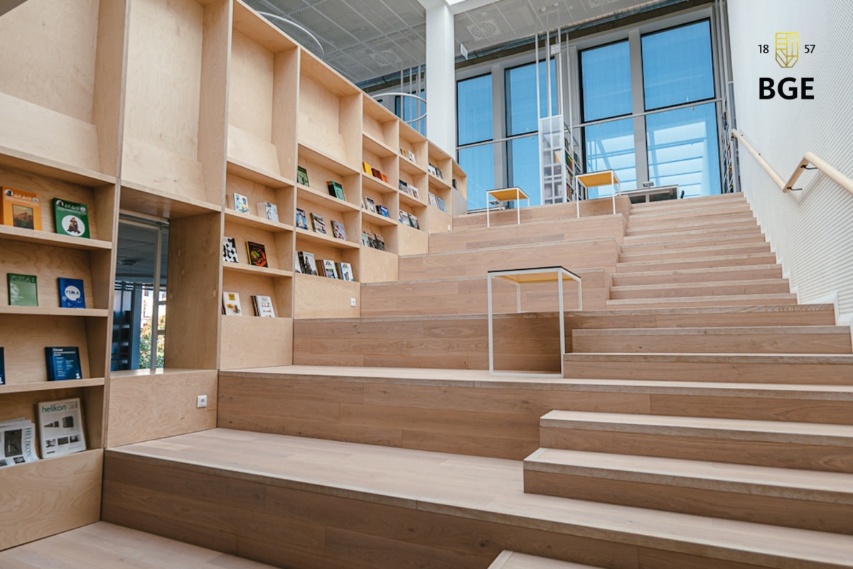 Budapest Business University - Gallery