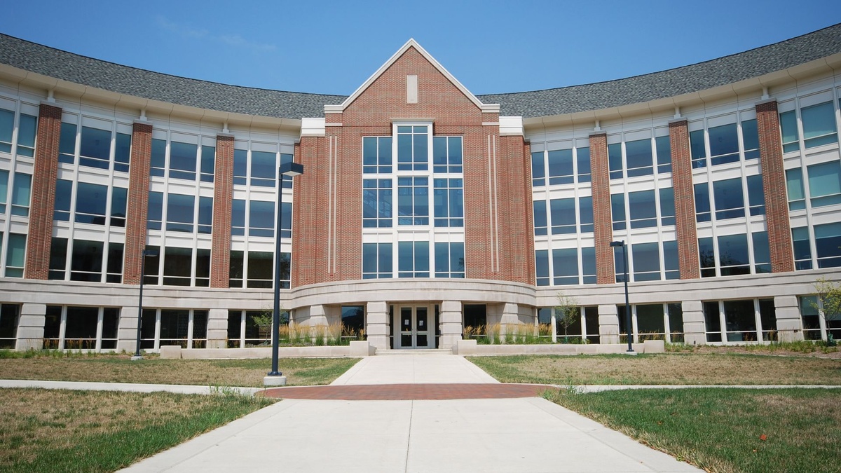 Lewis University - Gallery