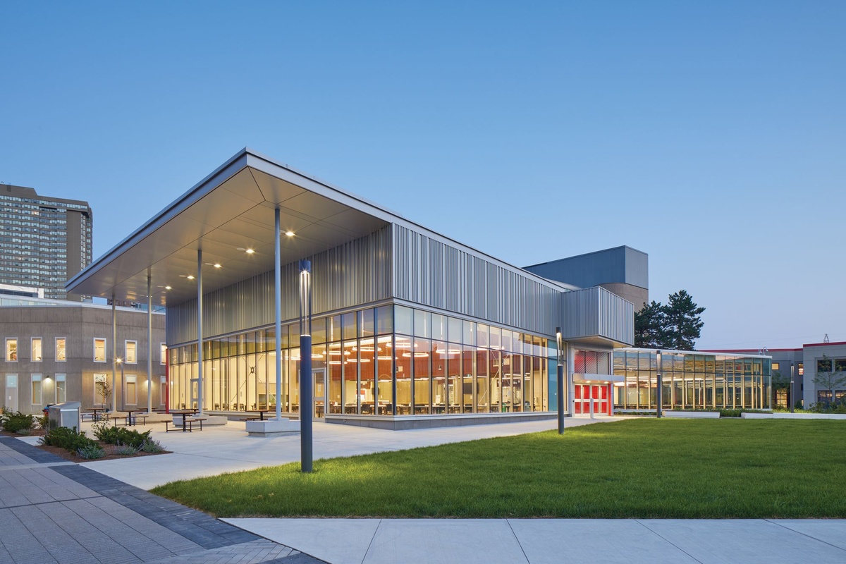 Seneca College - Gallery