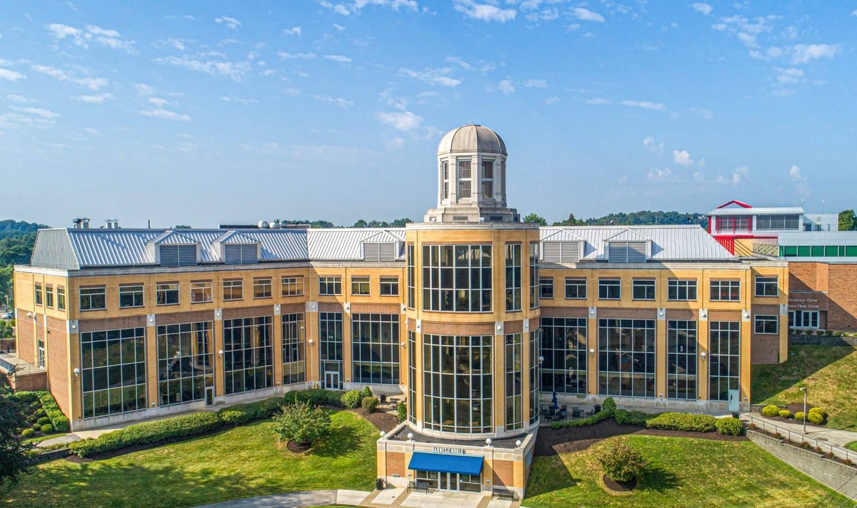 Robert Morris University - Gallery