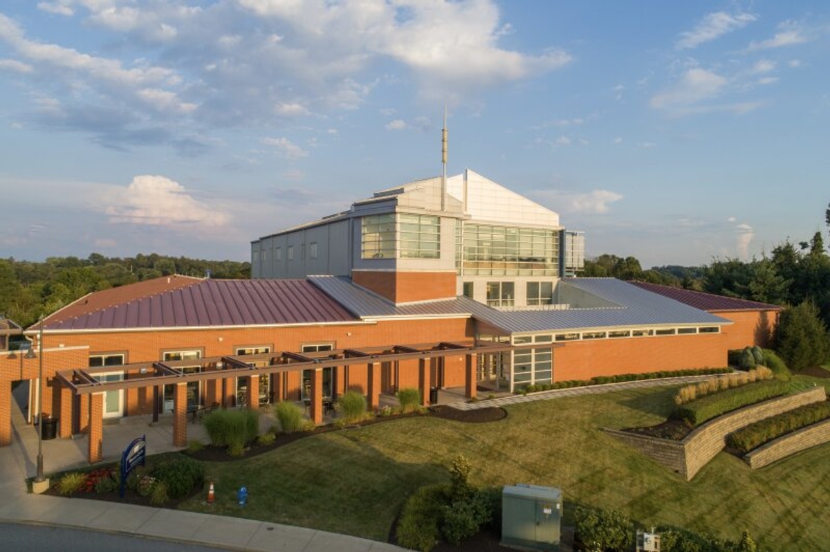 Robert Morris University - Gallery