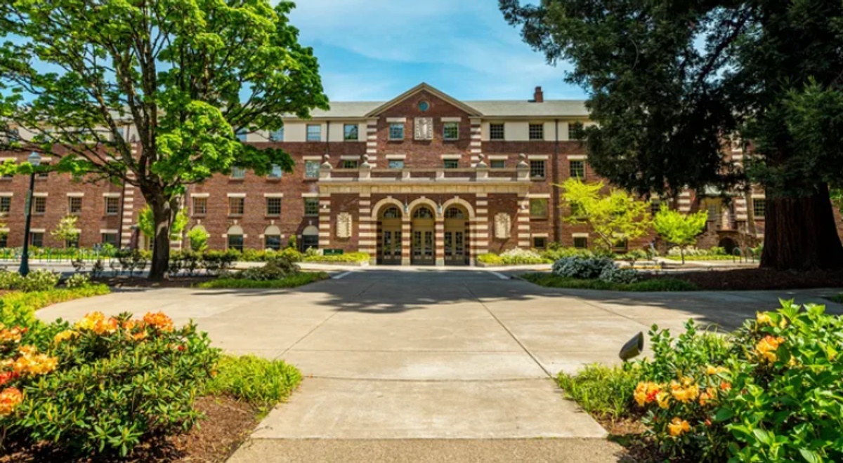 University of Oregon - Gallery