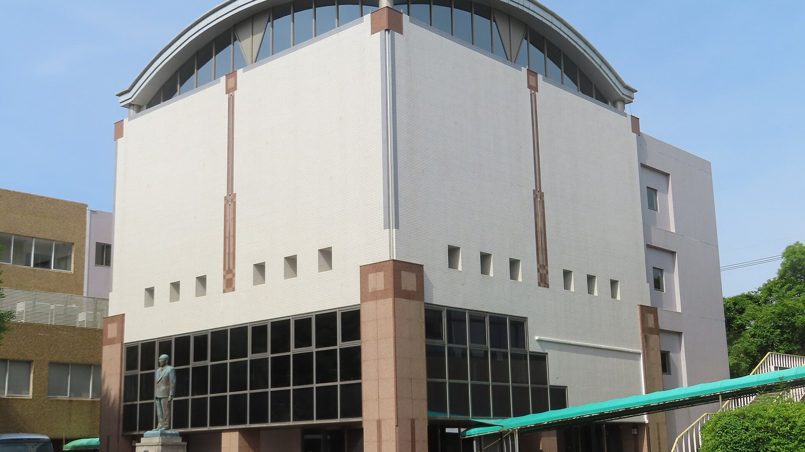 Miyazaki International University